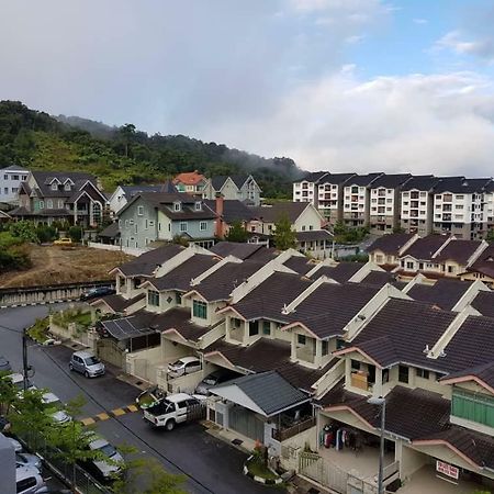 Azizi&Yati Muslim Homestay Cameron Highlands Buitenkant foto