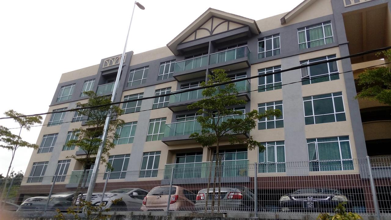 Azizi&Yati Muslim Homestay Cameron Highlands Buitenkant foto