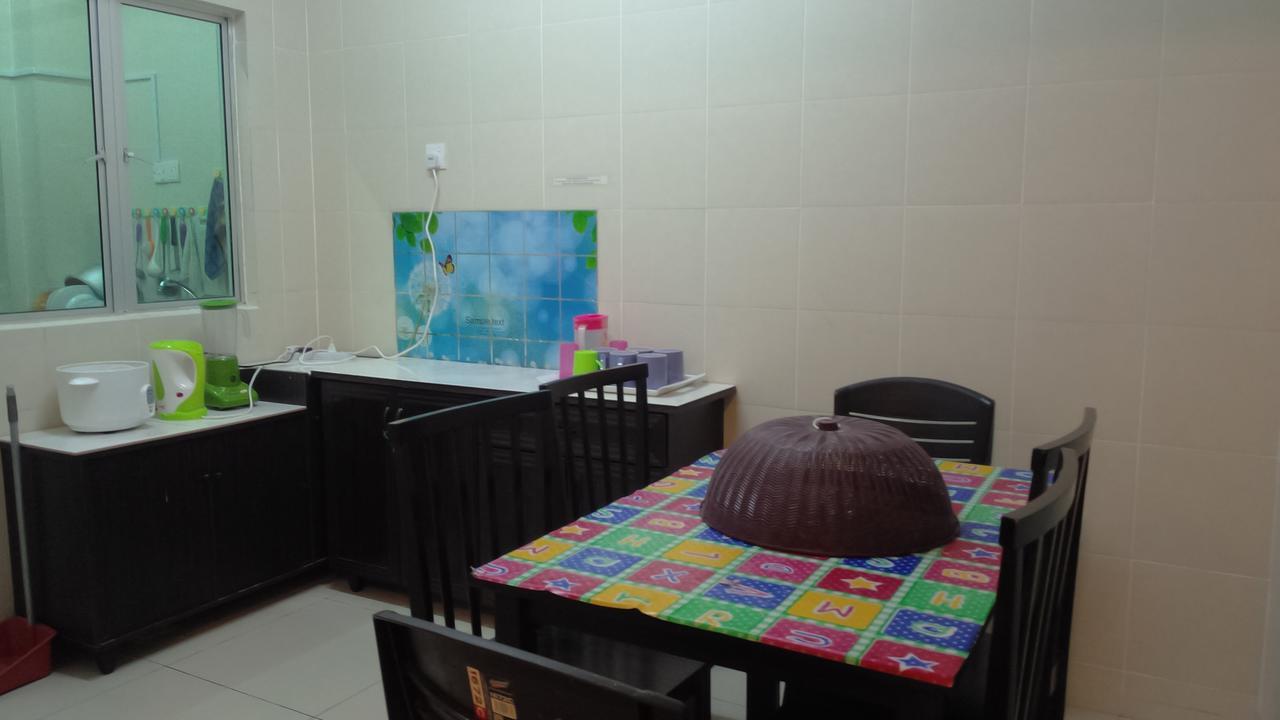 Azizi&Yati Muslim Homestay Cameron Highlands Buitenkant foto
