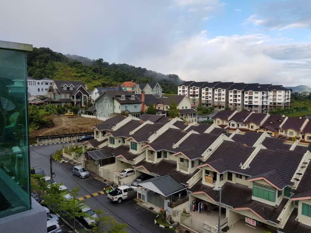 Azizi&Yati Muslim Homestay Cameron Highlands Buitenkant foto